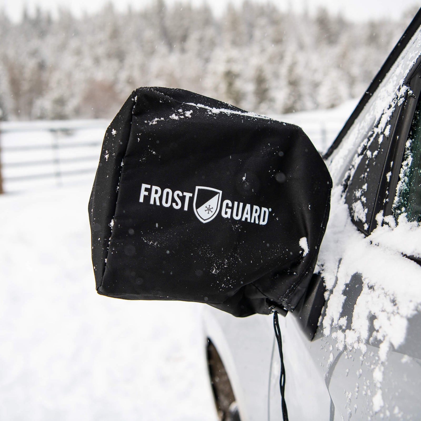 FrostGuard Plus Winter Windshield Cover - Urban Transit™